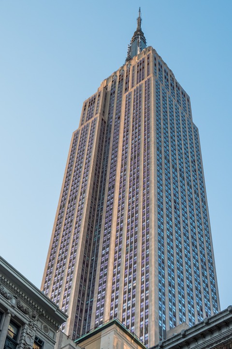 empire state building made with aluminium
